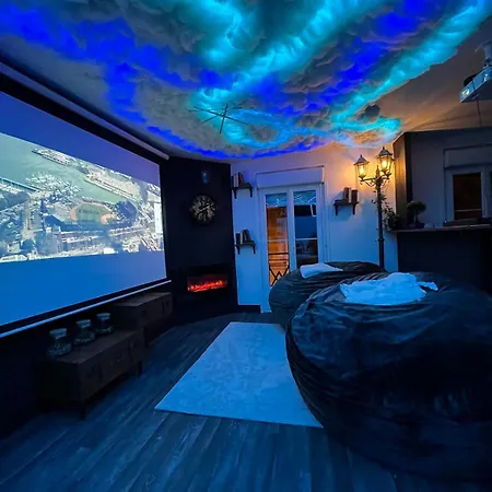 Apartment Cinema, Jacuzzi, Borne Arcade Bordeaux Exterior photo